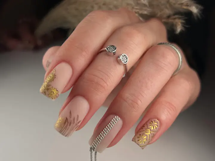 Annet Nails in Rialto