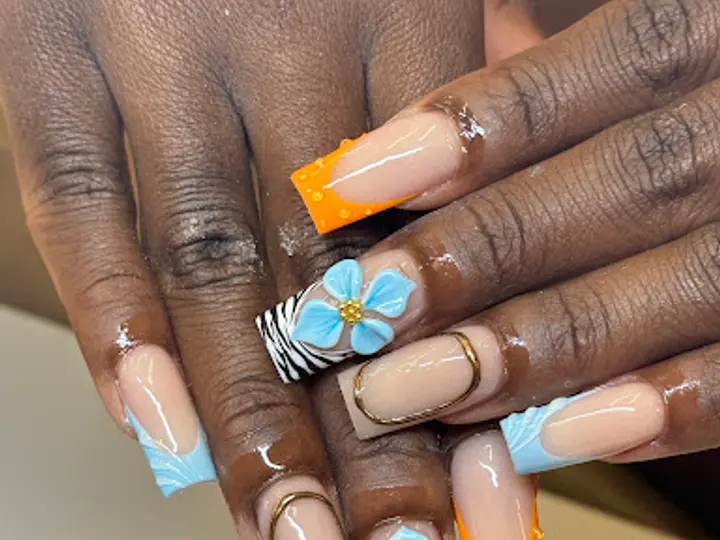 Ballynahinch Nail & SPA in Ballynahinch