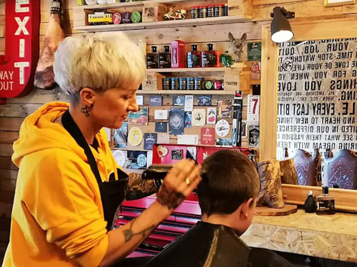 Blade Room Barber Shop in Dublin 1