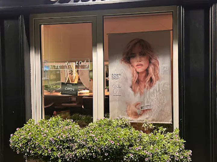 Blondies Hair & Skin in Rosslare