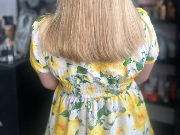 Cosmo Hair Salon in Ennis