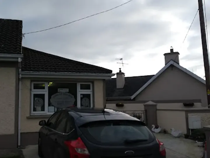 Curl Up and Dye Unisex Hair Salon in Sixmilebridge