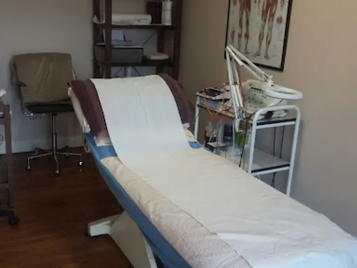 Don Kelly Physical Therapy & Acupuncture Clinics in huntsfield