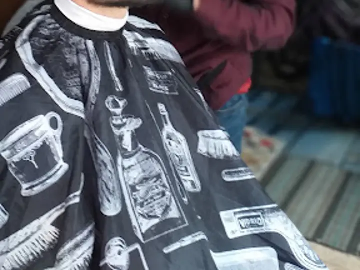 Escobar Barbershop in Clones