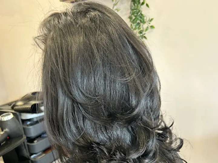Fringes Hair Studio in Kildare