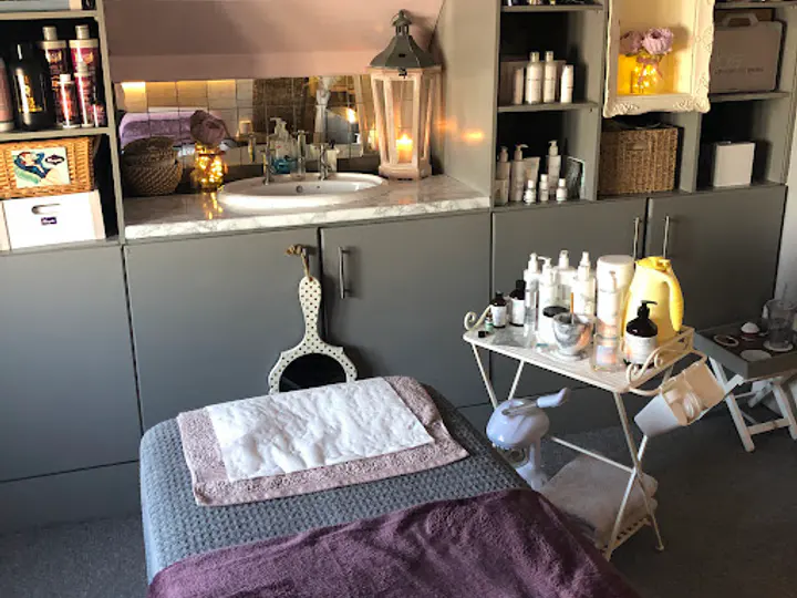 Genesis Beauty in Newmarket on Fergus