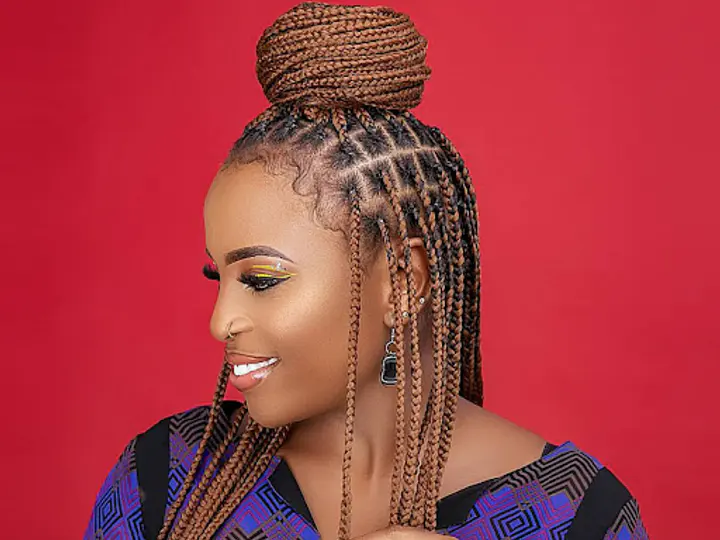 Layo Hairstylist in Gracedieu