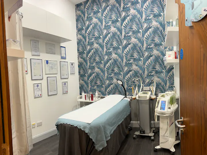 Lily's Holistic Aesthetics and Beauty in Dublin 8