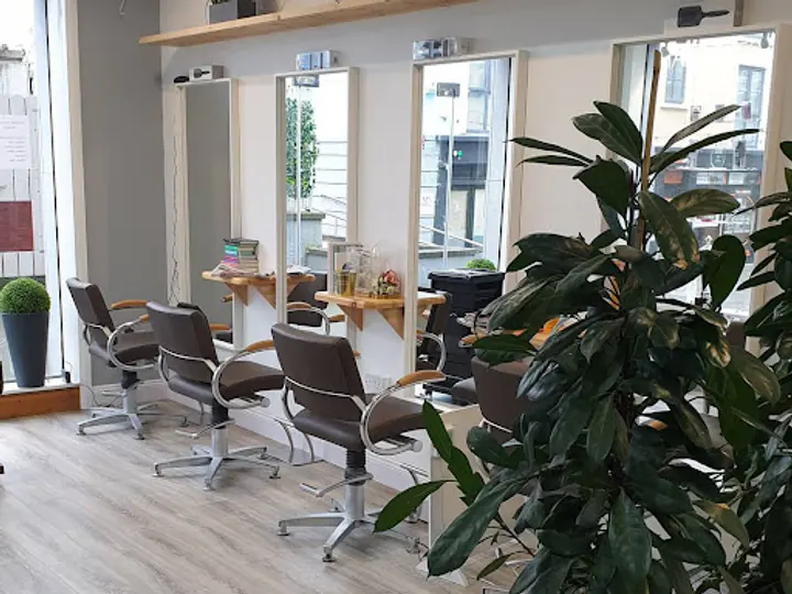 Linda Smyth Hairdressing in Westport