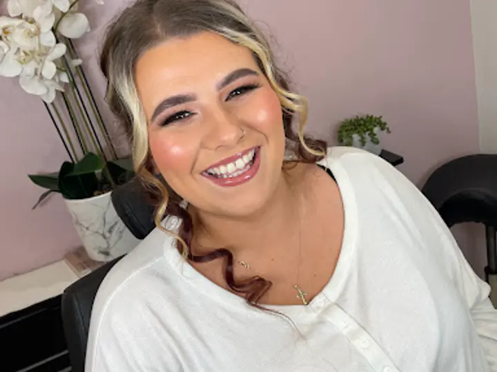 Lucy Bradley Brows and Make Up in Waterford
