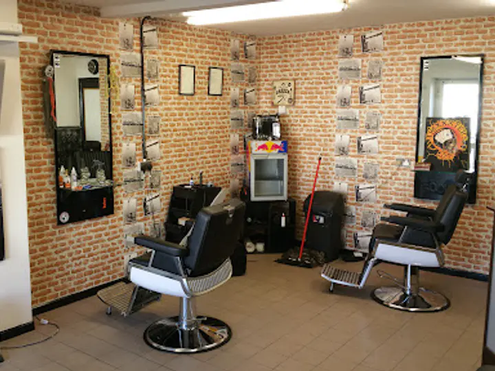 Mals Barbers and Body Piercing in Strabane