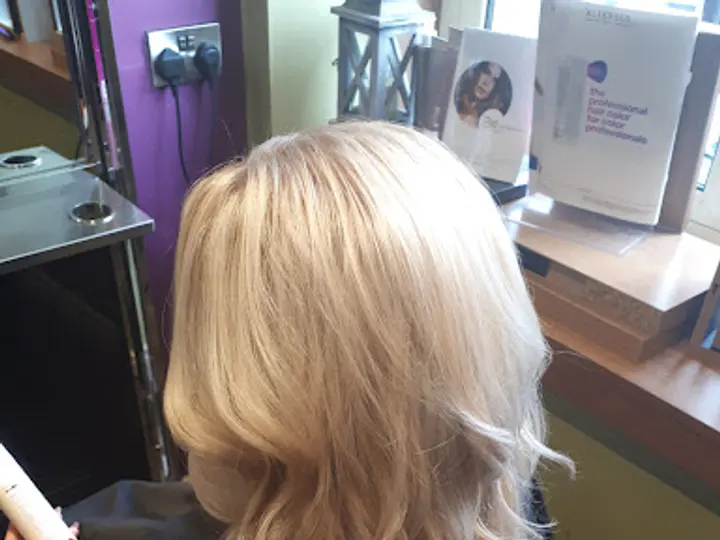 Marion's Hair Studio in Milltown