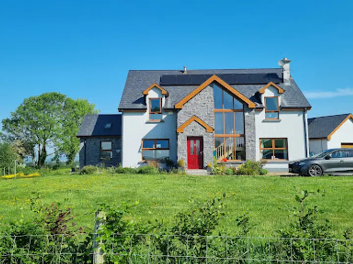 Midwife for You in Ballyhyland