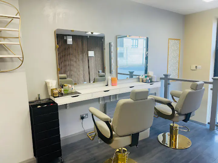 Naina Brow Bar in Cabra