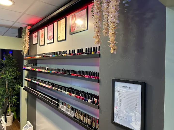Oran-tan Tanning Salon &gabriella's Nail Bar in Oranmore