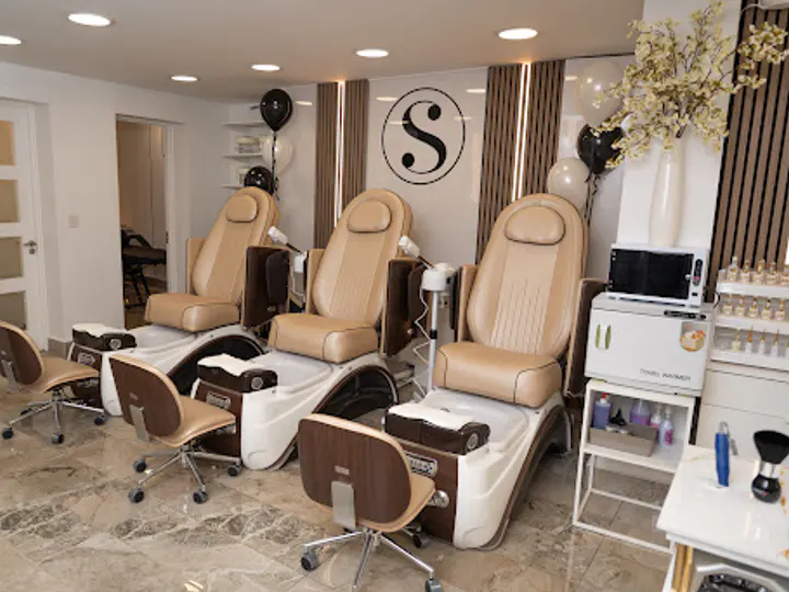 Sandy Nails Terenure in Terenure
