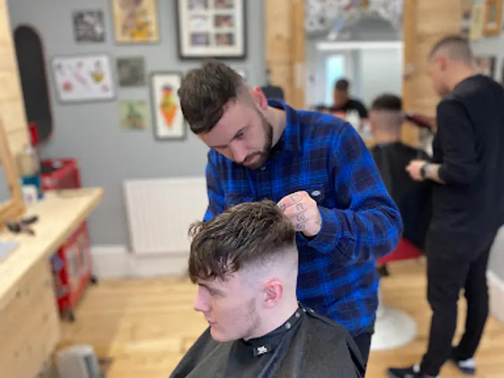 Skin and Bare It in Londonderry