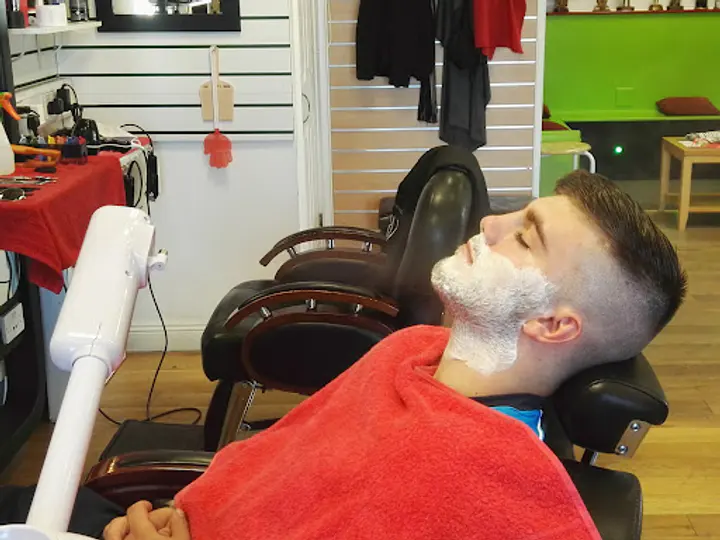 Studio 5 Malik Barbers Bettystown in Bettystown